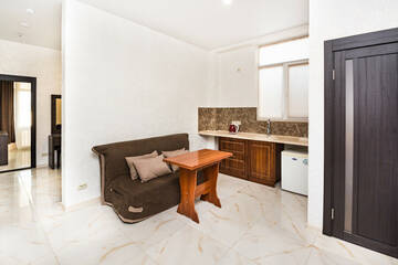 двухкомнатный люкс с балконом в Гостинице Белый лев