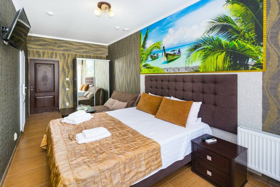 Фотографии номера двухкомнатный люкс с балконом в Гостинице Белый лев Судак