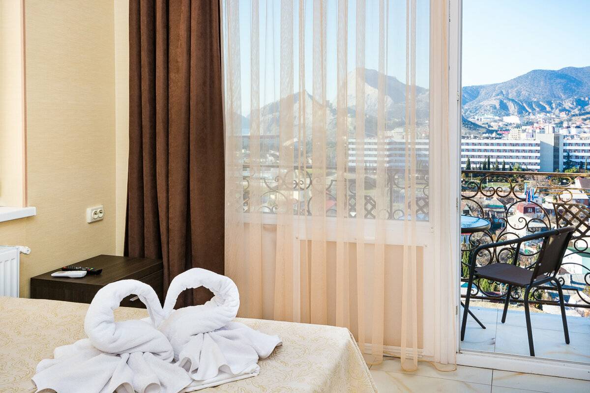 Фото Гостиницы Белый лев Судак 51