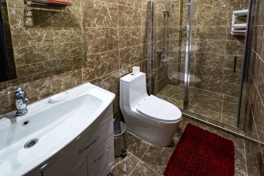 Фотографии номера двухкомнатный люкс с балконом в Гостинице Белый лев Судак