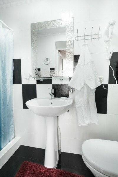 Фотографии номера двухкомнатный люкс с балконом в Гостинице Белый лев Судак