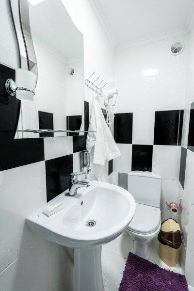 Фотографии номера двухкомнатный люкс с балконом в Гостинице Белый лев Судак