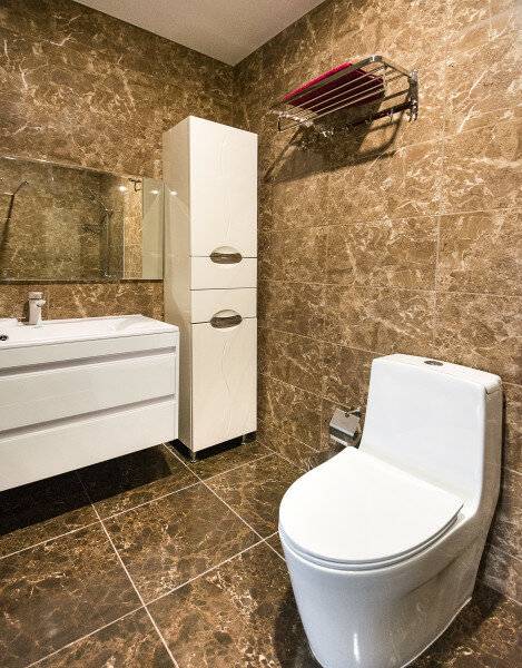 Фотографии номера апартаменты с двумя спальнями  и  балконом на море в Гостинице Белый лев Судак